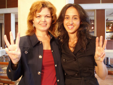 Carmen Colombo, wowzone.com and Laura Casella, Host of "SIAMO"  (wowzone.com)